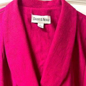 2 piece fuchsia suit size 16 Danny & Nicole women